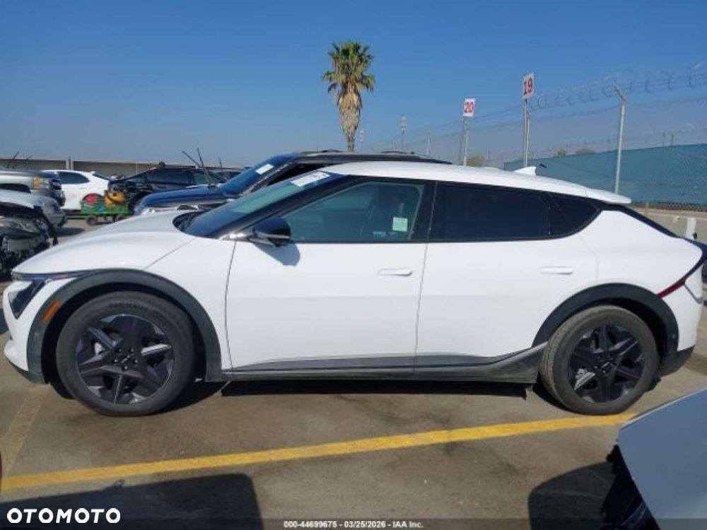 Kia EV6 - 2