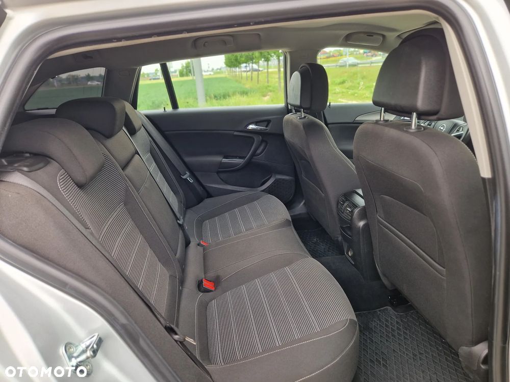 Opel Insignia 2.0 Turbo - 7
