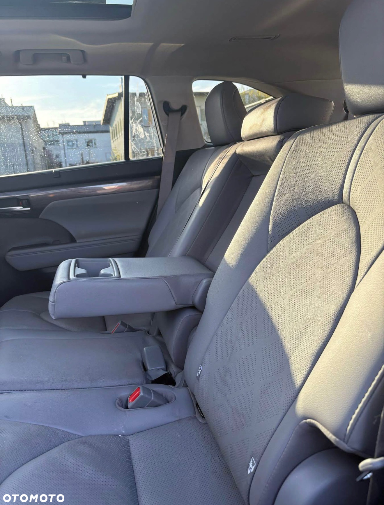 Toyota Highlander 2.5 Hybrid Executive - 11