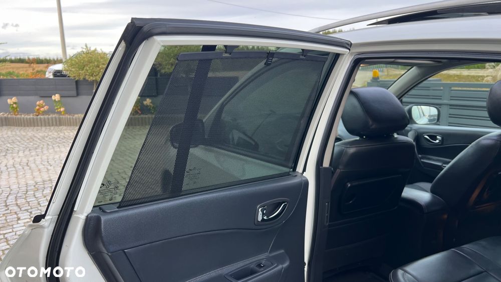 Renault Koleos dCi 175 FAP 4x4 Night and Day - 22