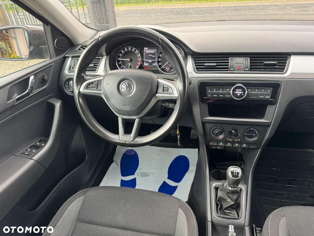 Skoda RAPID 1.4 TDI DPF Ambition - 17