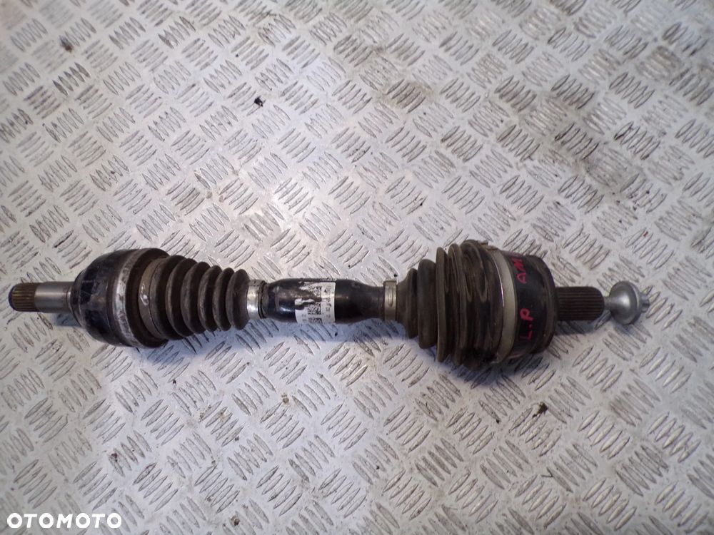PÓŁOŚ LEWY PRZÓD MERCEDES A2463307600 - 1