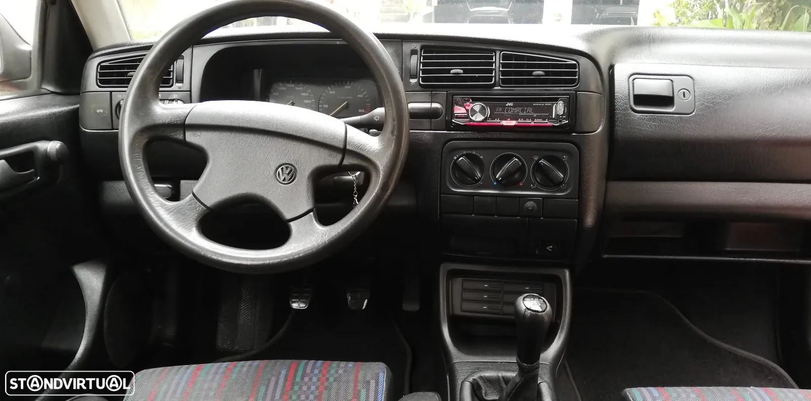 VW Golf 1.9 GTD - 4