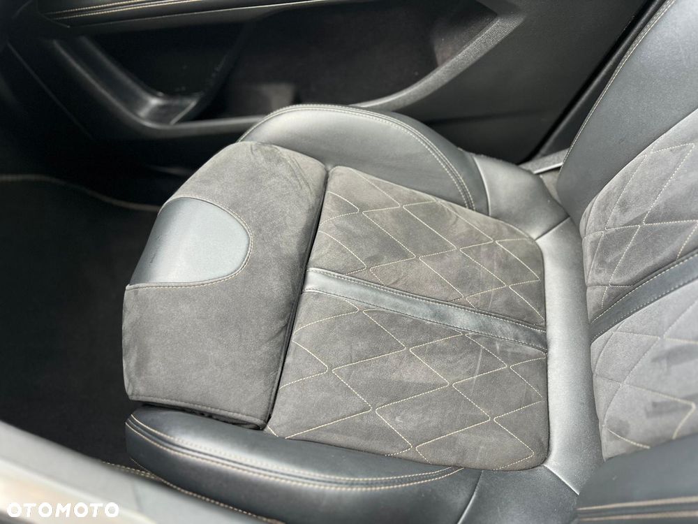Peugeot 5008 BlueHDI 180 EAT8 GT - 10