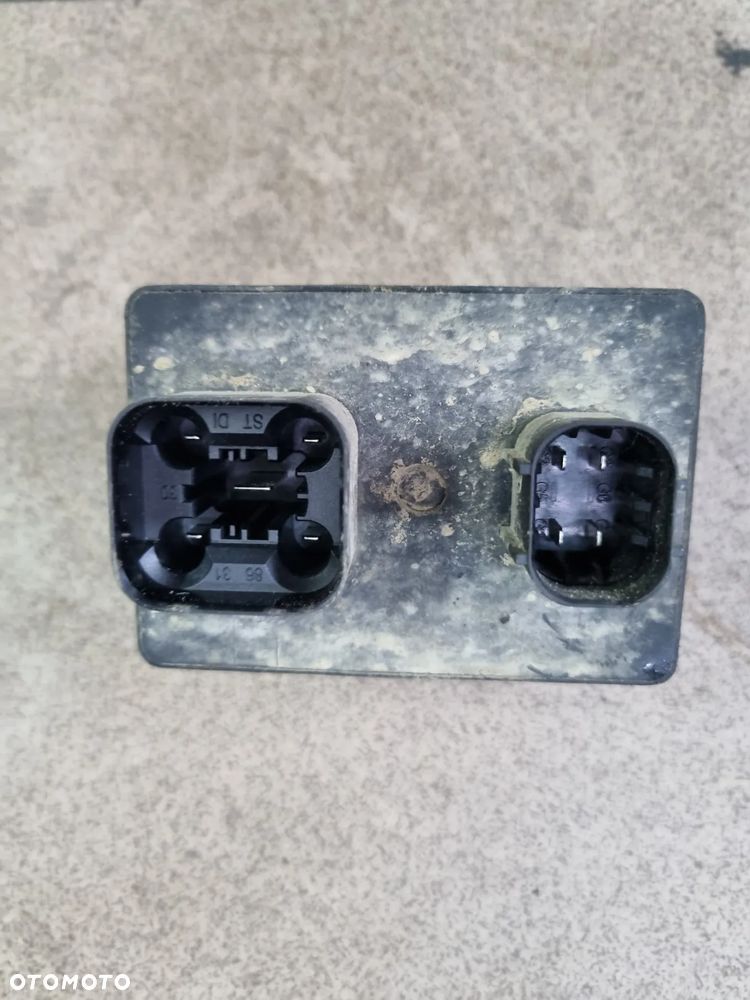 MODUŁ STEROWNIK ŚWIEC ŻAROWYCH OPEL COMBO D FIAT DOBLO 3 III 11-19r. - 2