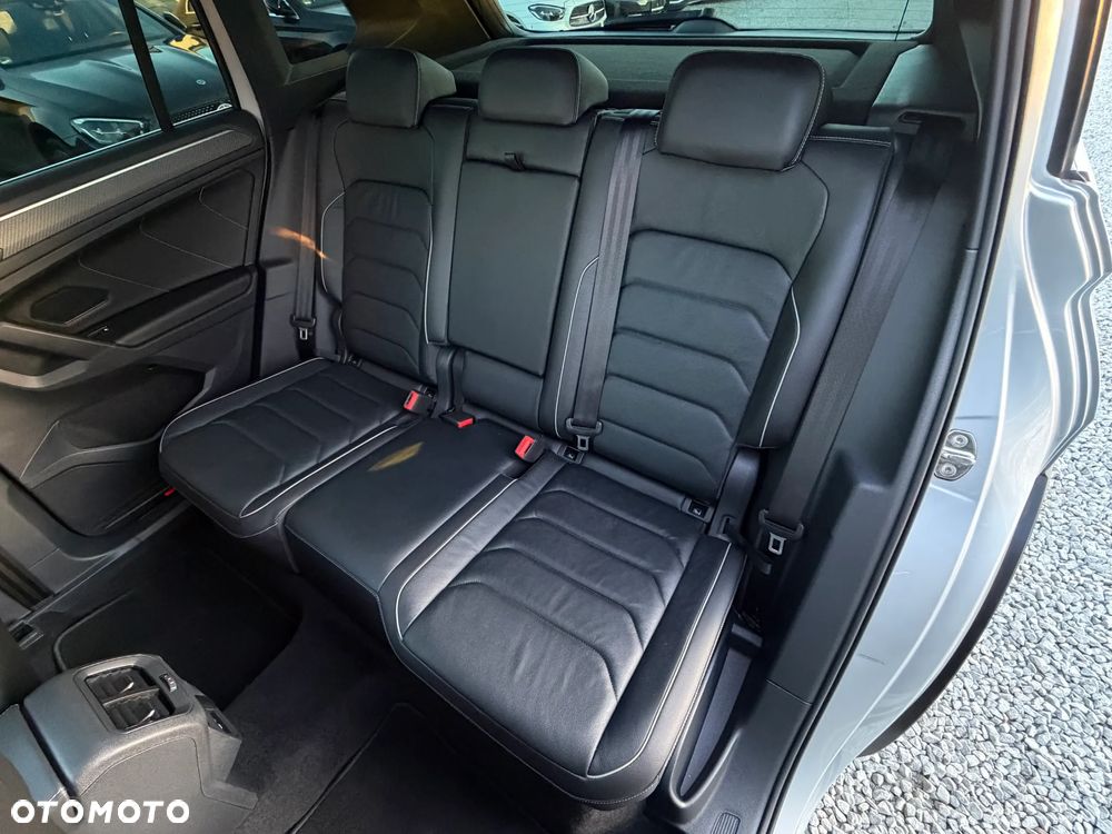 Volkswagen Tiguan - 33