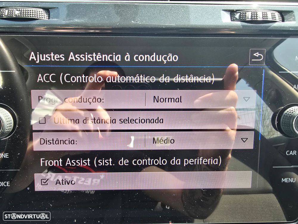 VW Golf 1.6 TDI Confortline - 28