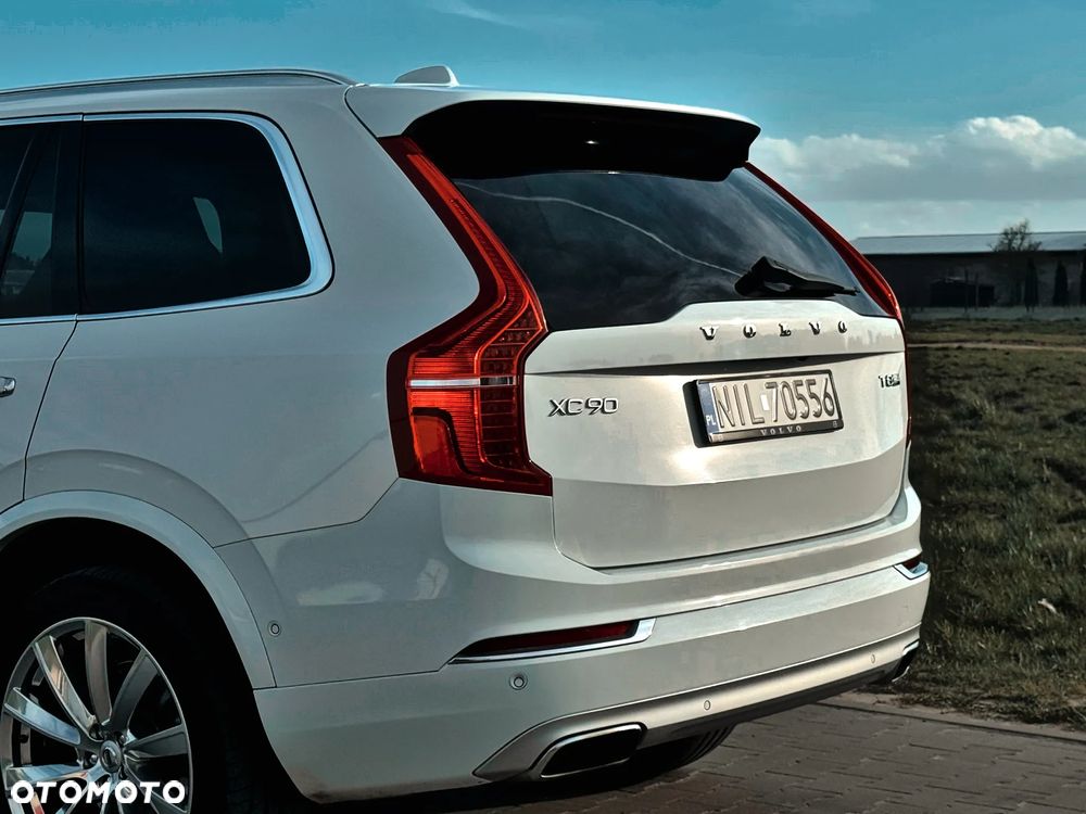 Volvo XC 90 T8 AWD Plug-In Hybrid Inscription 7os - 11