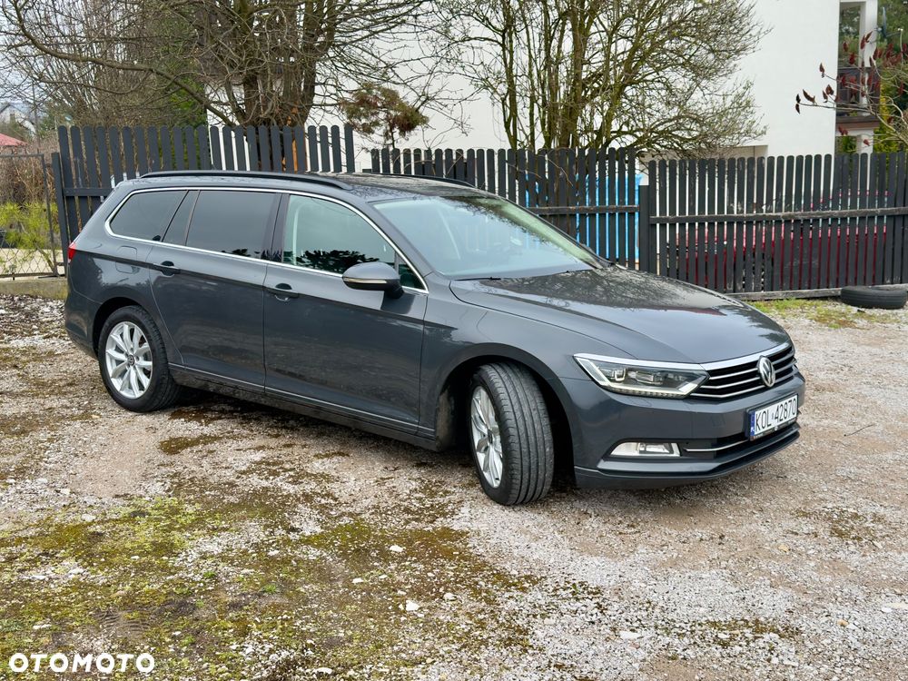 Volkswagen Passat - 8