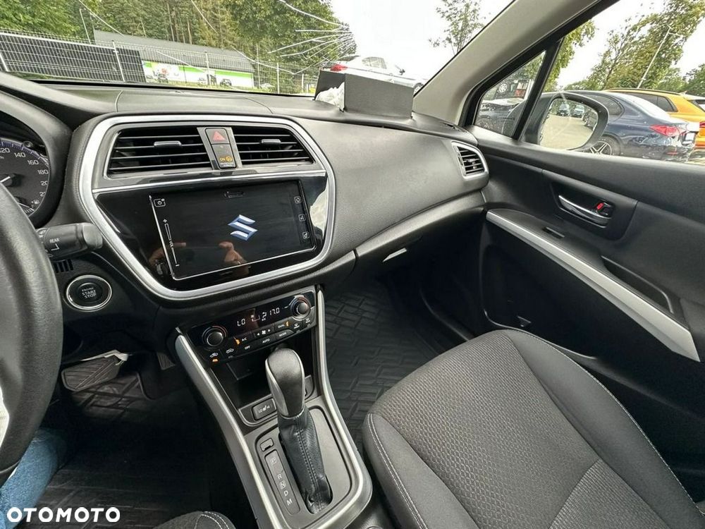 Suzuki SX4 - 12