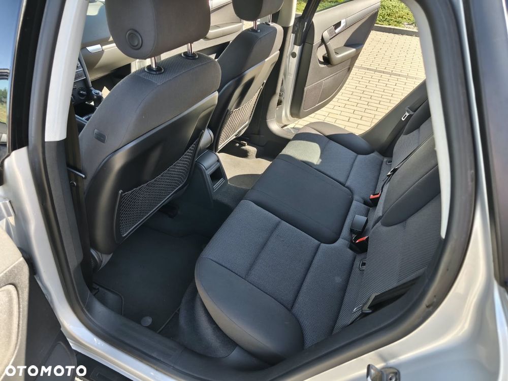 Audi A3 Sportback 1.6 Ambiente - 18