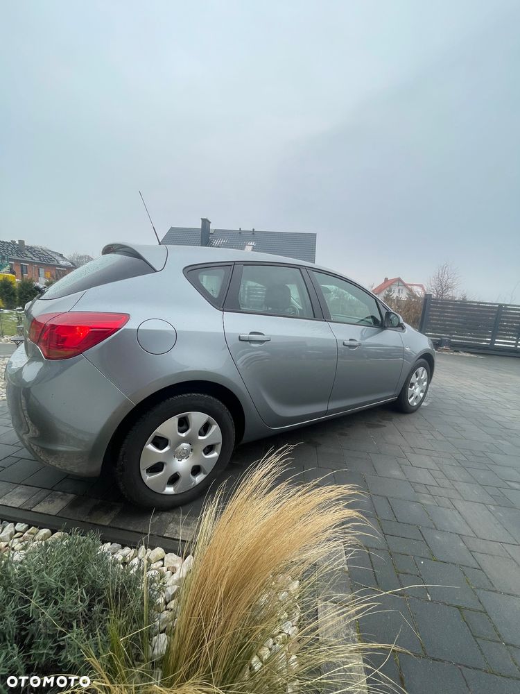 Opel Astra 1.6 Color Edition - 7