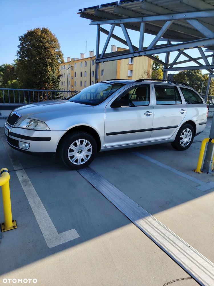 Skoda Octavia 2007 photo 4