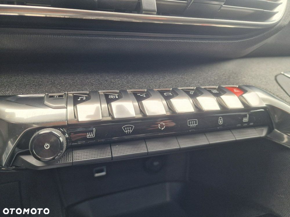 Peugeot 3008 THP 165 EAT6 Stop & Start Allure - 32