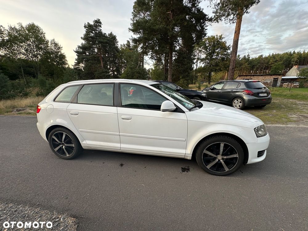 Audi A3 Sportback 1.4 TFSI Attraction - 5