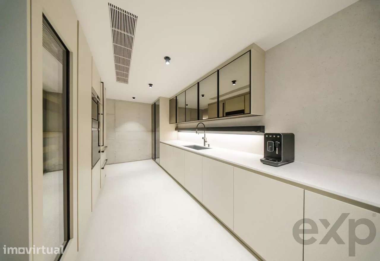 Moradia T4 - Vista Mar - Vila Nova de Gaia - PORTO - Grande imagem: 3/13