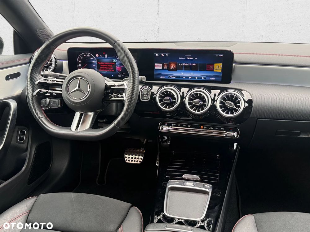 Mercedes-Benz CLA 200 mHEV AMG Line 7G-DCT - 20
