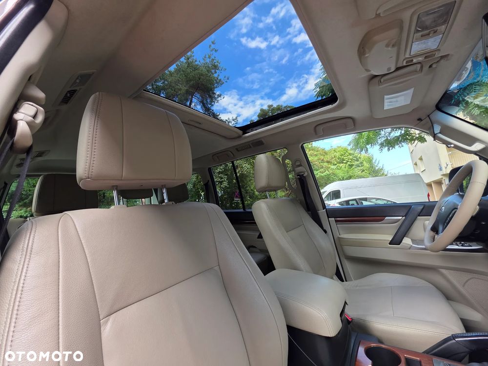 Mitsubishi Pajero 3.2 DID Instyle - 13