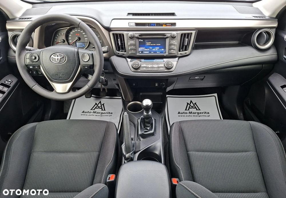 Toyota RAV4 - 7
