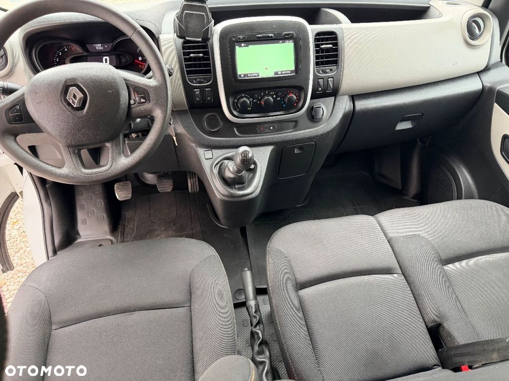Renault Trafic - 13