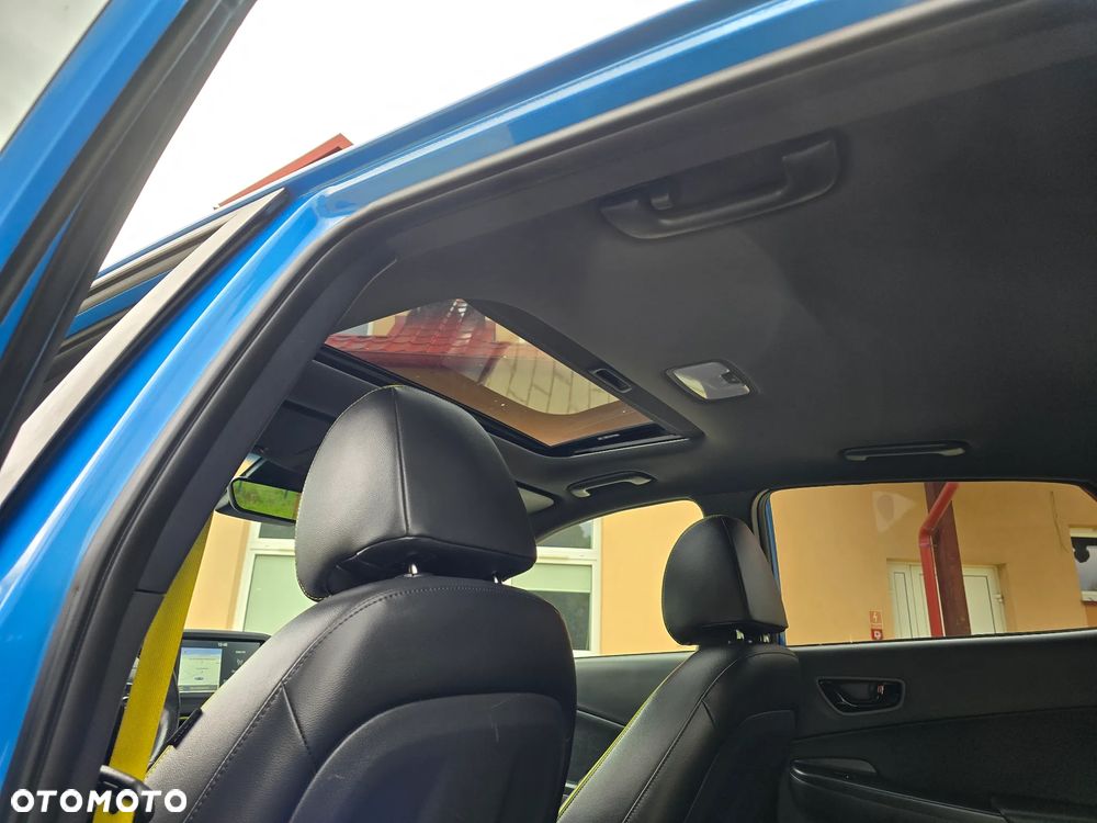 Hyundai Kona 1.6 T-GDI DCT 4WD Premium - 32