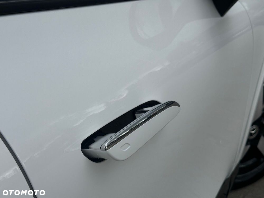 Mercedes-Benz GLB 220 mHEV 4-Matic 8G-eDCT - 10