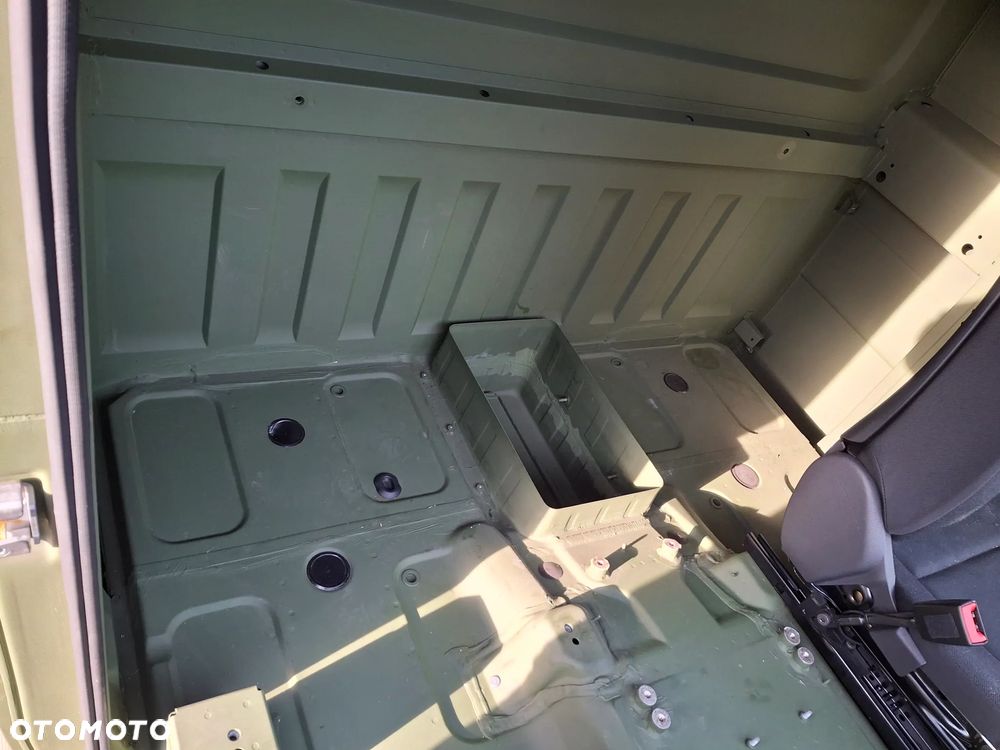 G Klasa Fabrycznie Nowa 464 - 13