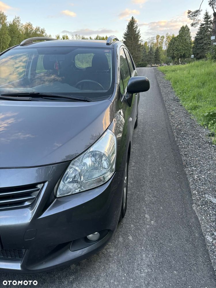 Toyota Verso 2.0 D-4D Life - 9