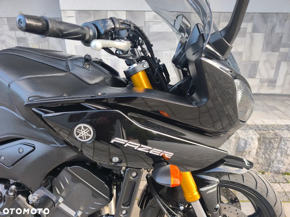 Yamaha FZ8 - 24