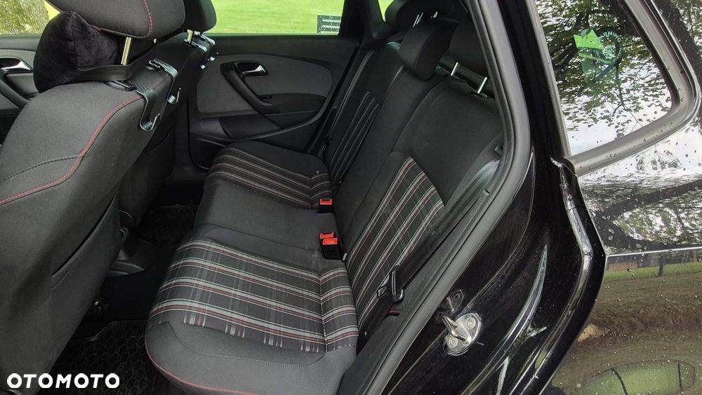 Volkswagen Polo 1.4 DSG GTI - 10
