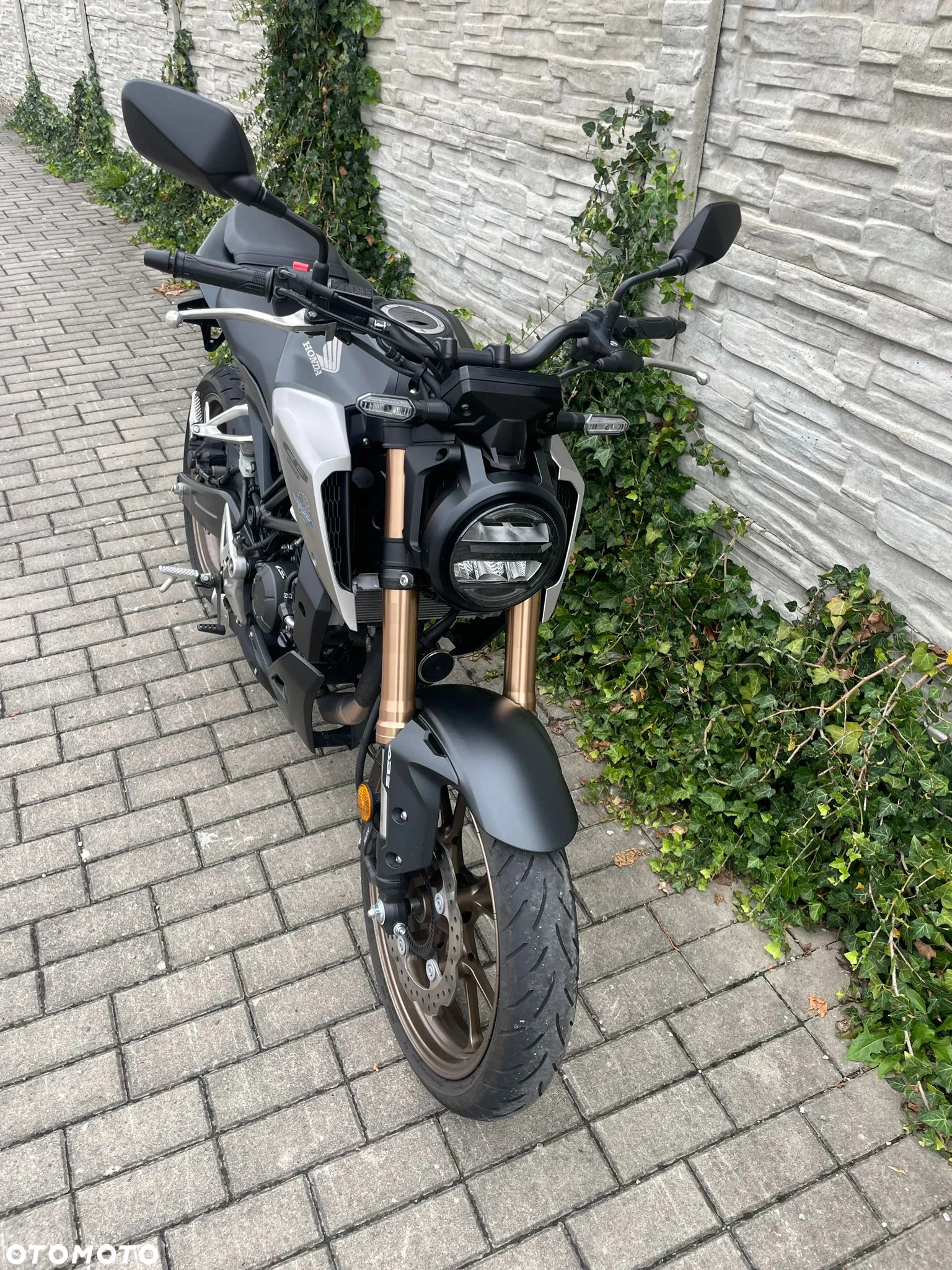 Honda CB - 3