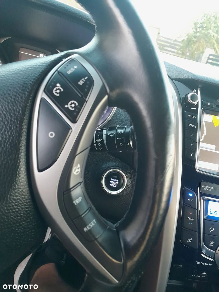 Hyundai i30 1.6 CRDi Premium - 23