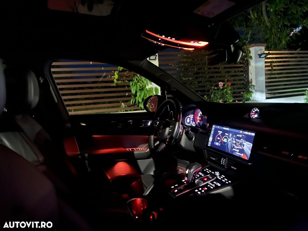 Porsche Cayenne Coupe - 39