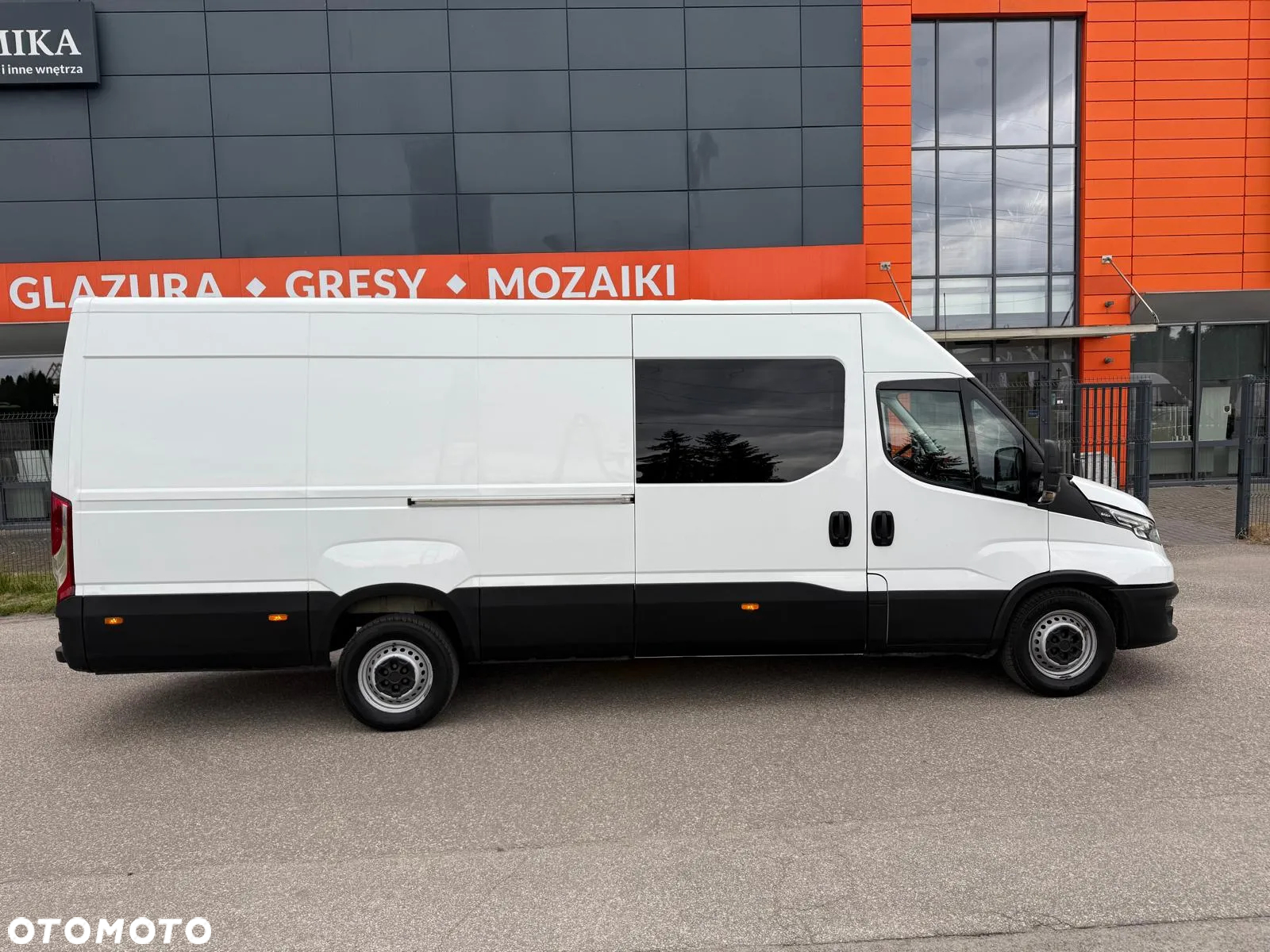 Iveco Daily 35S18, 3.0 180KM, L4H2, Brygadówka 7os., HiMatic, Niski przebieg - 17