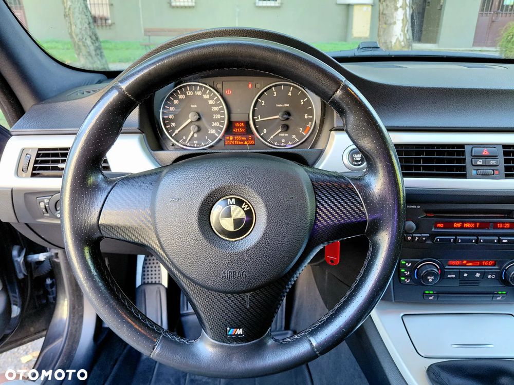 BMW Seria 3 318i - 21