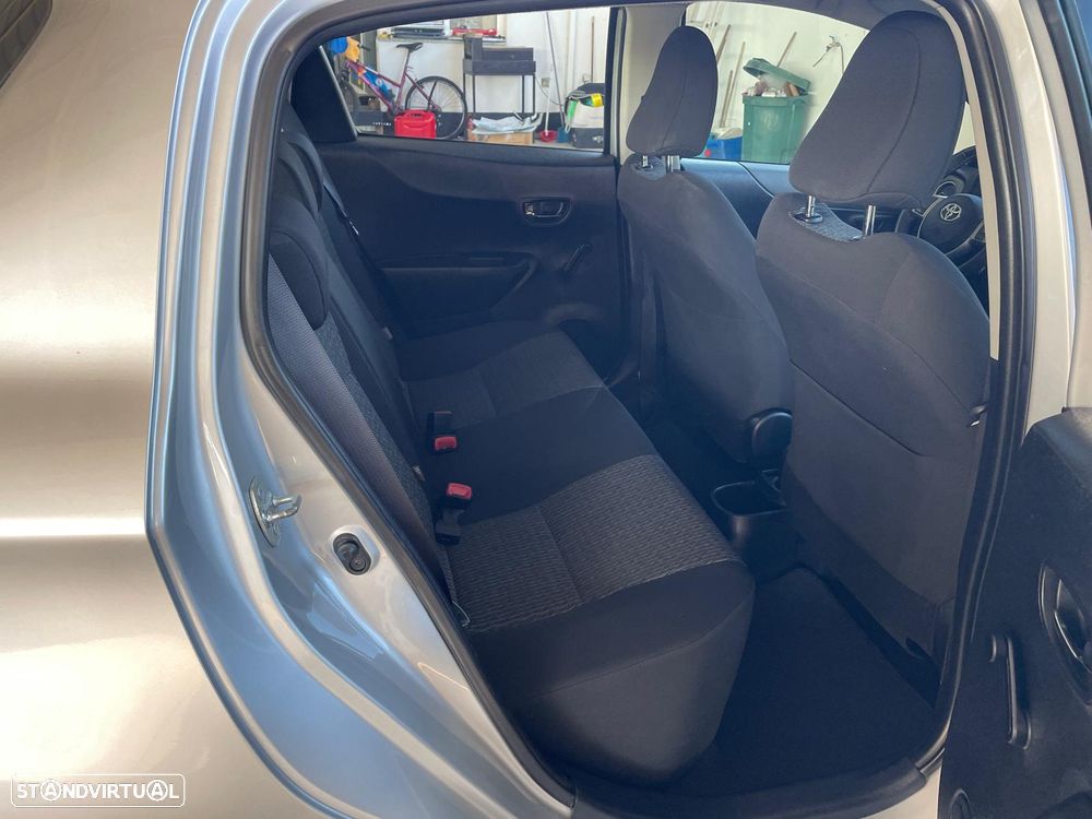 Toyota Yaris 1.4 D-4D AC Manual - 22