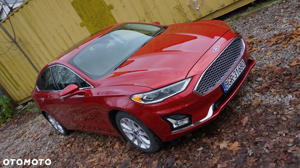 Ford Fusion - 1