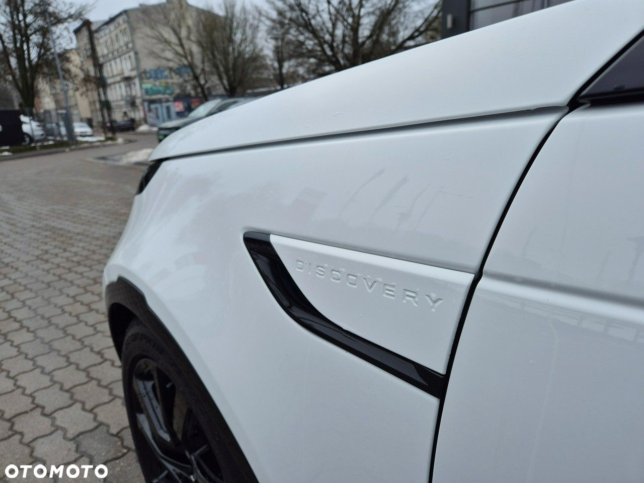 Land Rover Discovery - 12