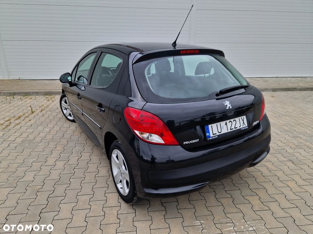 Peugeot 207 1.4 U Move - 21