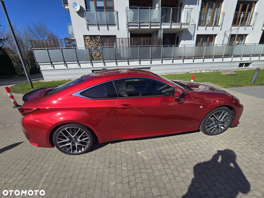 Lexus RC 200t / 300 F Sport - 13