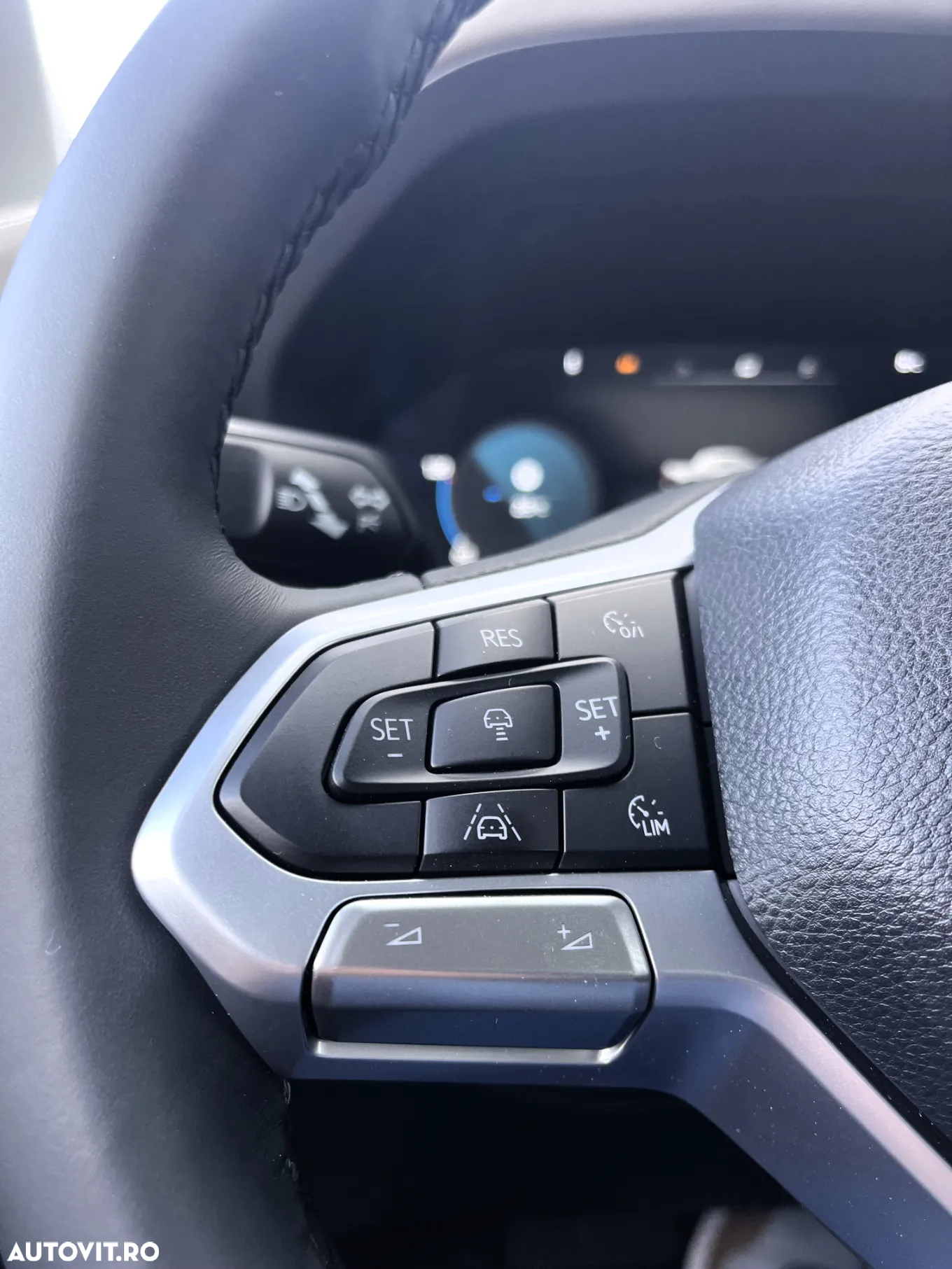 Volkswagen Amarok 2.0 TDI 205 CP 4M 10AT Style - 24