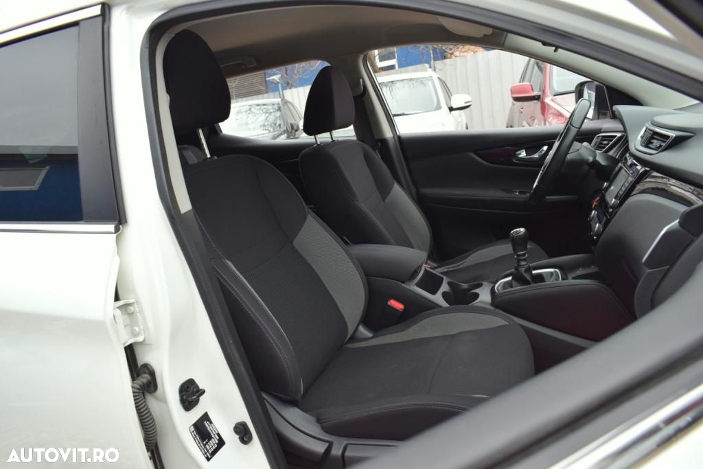 Nissan Qashqai 1.6 DCI ACENTA - 12