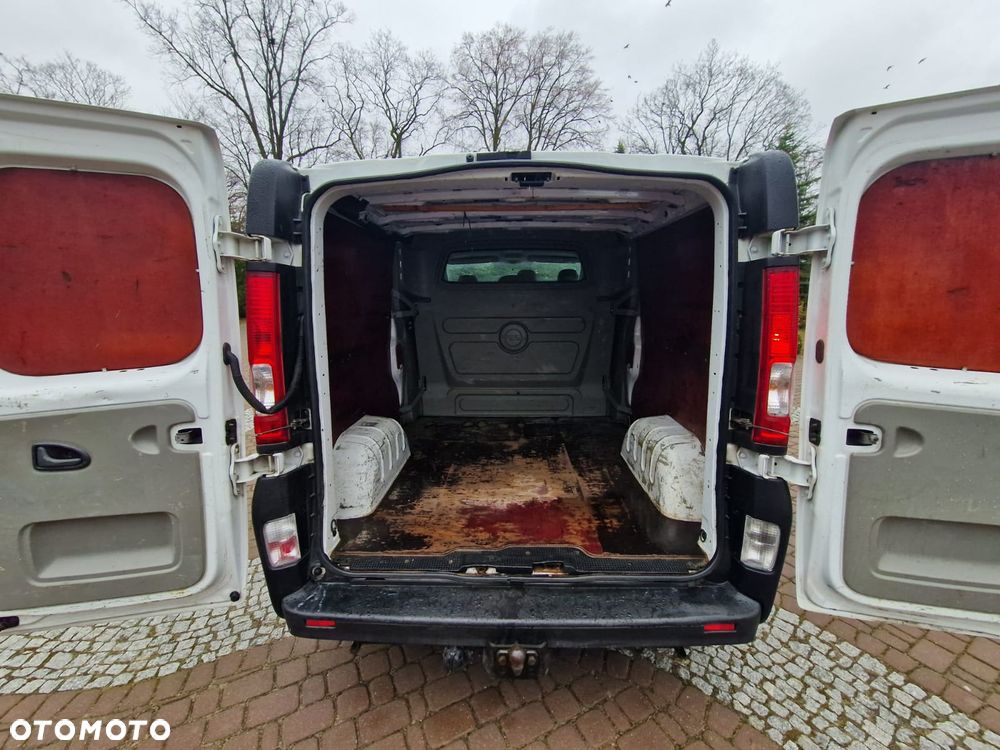 Opel Vivaro - 11