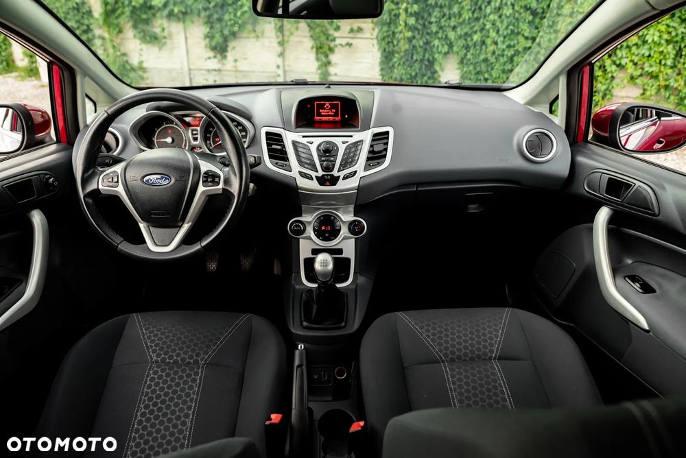 Ford Fiesta 1.6 Ti-VCT Ghia - 28