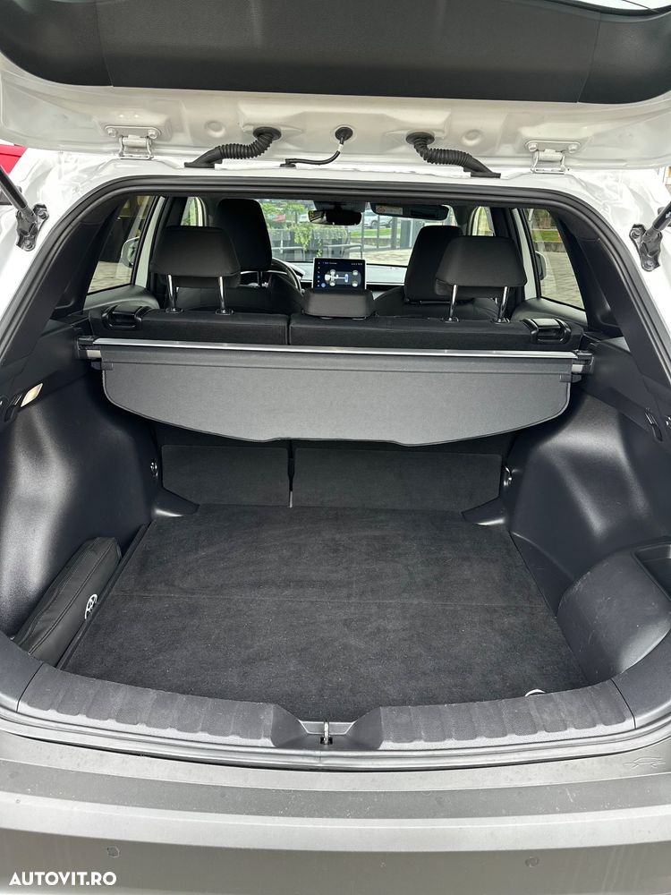 Toyota Corolla Cross Hybrid 2.0 VVT-i Lounge - 16
