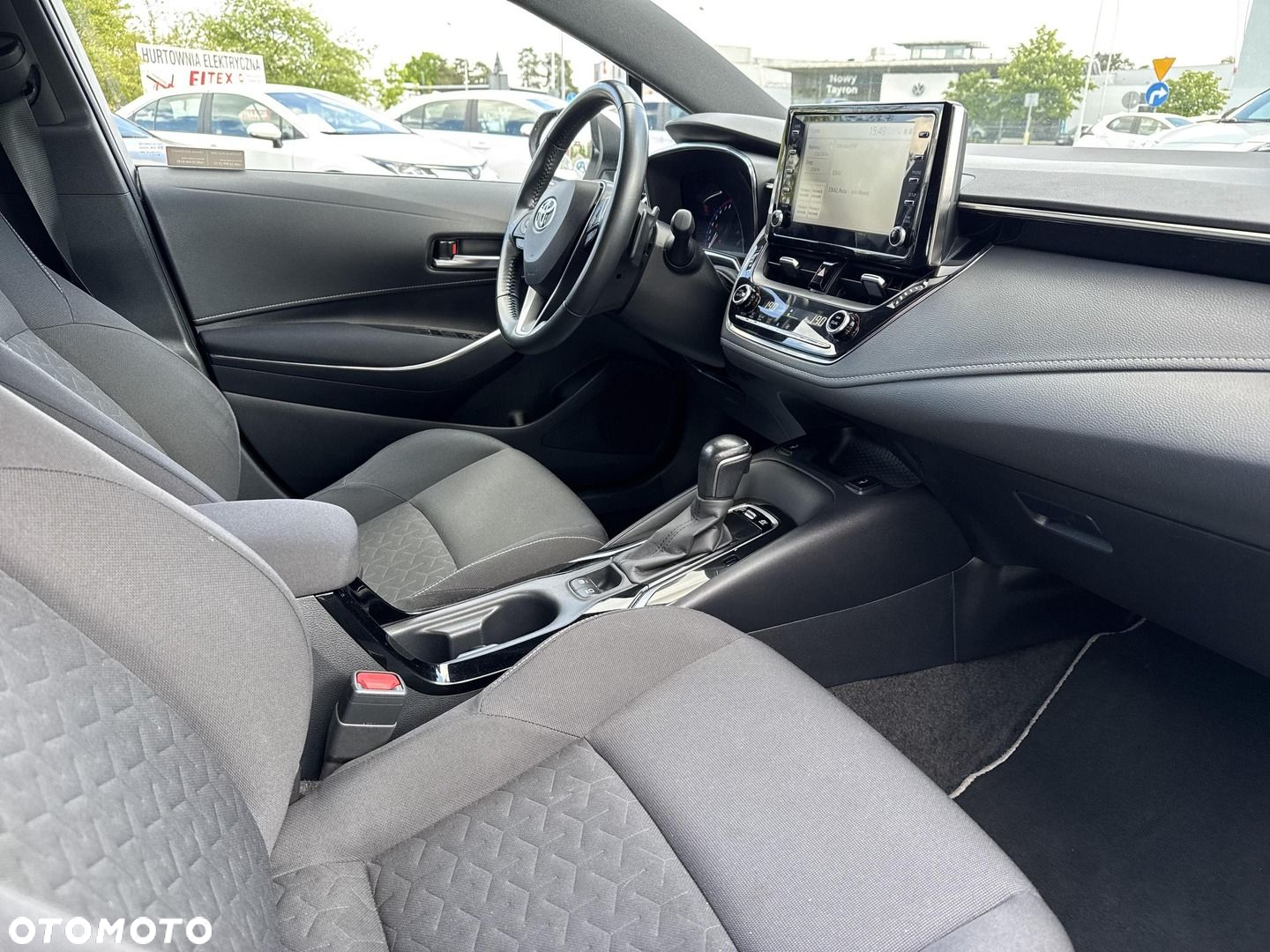 Toyota Corolla - 9