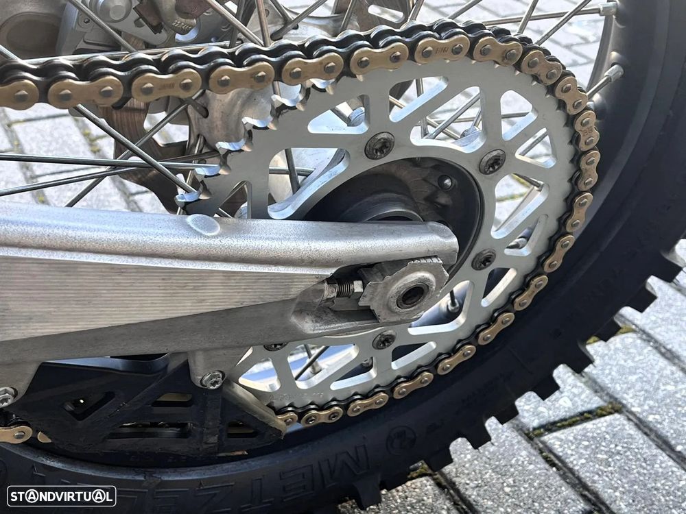 Husqvarna FE 350 4T  (230h) - 22