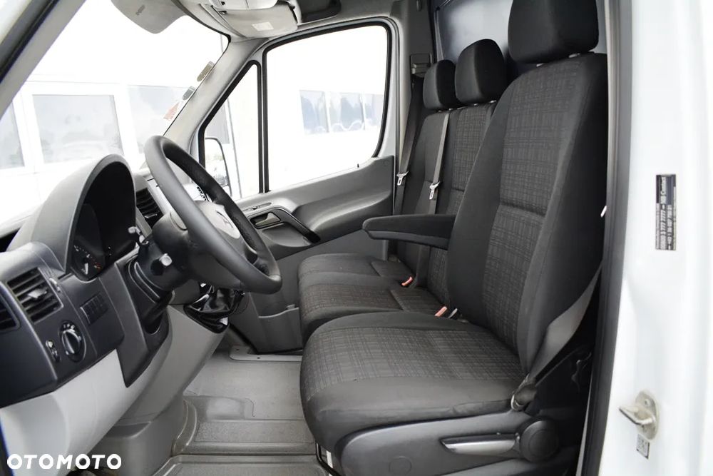 Mercedes-Benz Sprinter 319 CDI 3.0V6 MAXI - 26