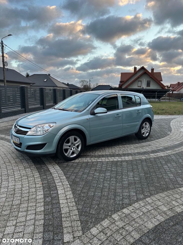 Opel Astra 1.7 CDTI DPF Selection - 1