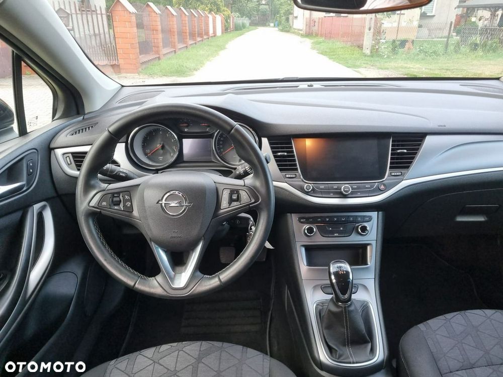 Opel Astra - 9